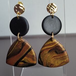 Chic Black and Gold Geometric Earrings